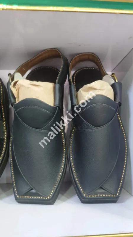 Kaptaan Chappal Black with White Thread 