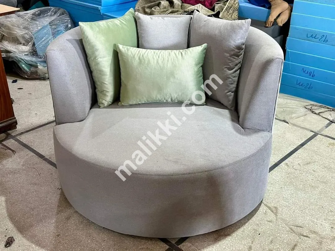 Single Chair With Cushions
