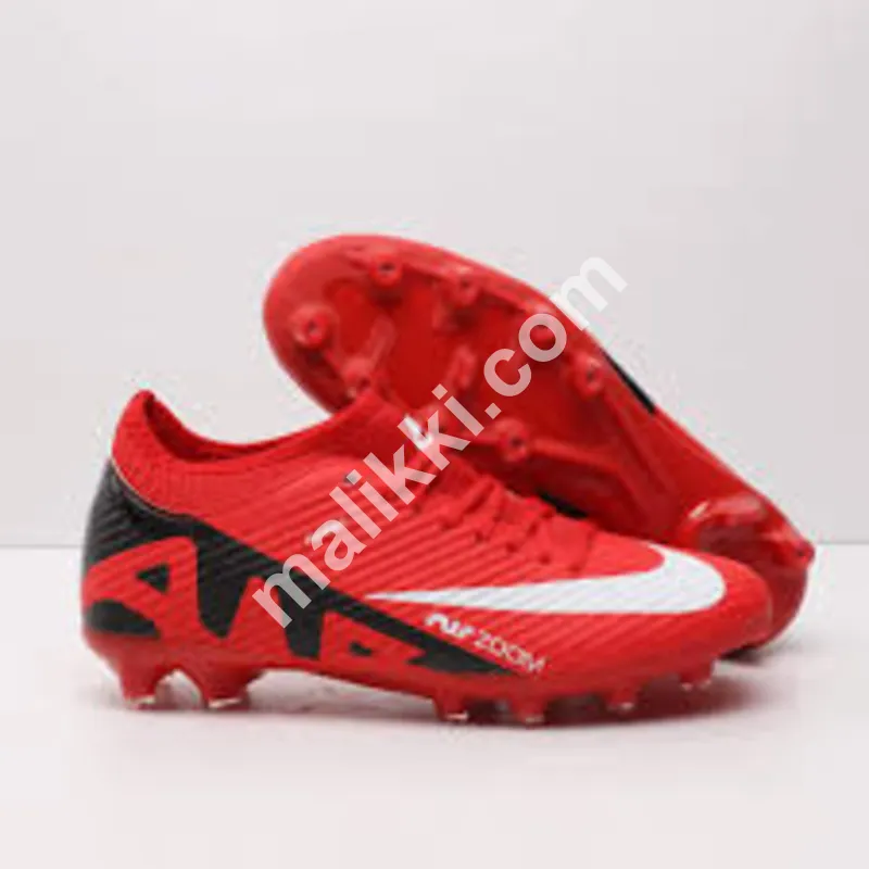 Football Shoes Nike Red // Made in Vietnam