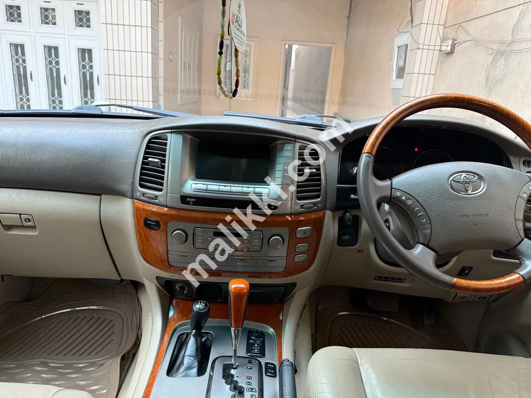 Toyota Land Cruiser 2004/2008 for Sale 