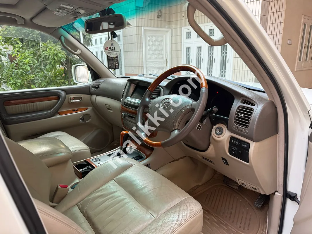 Toyota Land Cruiser 2004/2008 for Sale 