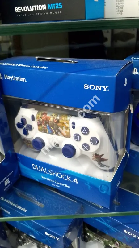 Sony  PlayStation PS4 DualShock 4 Wireless Controller  White -0