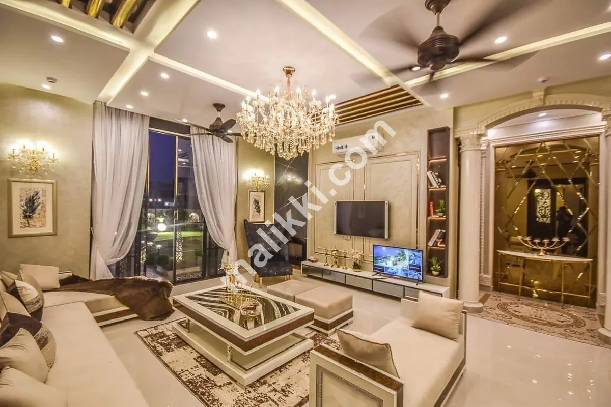 1 کنال بالکل نیا مکان برائے فروخت