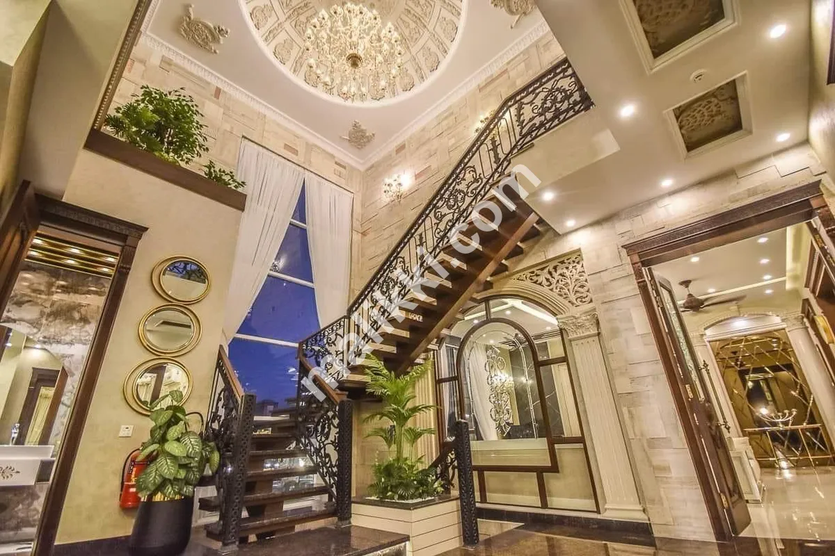 1 کنال بالکل نیا مکان برائے فروخت