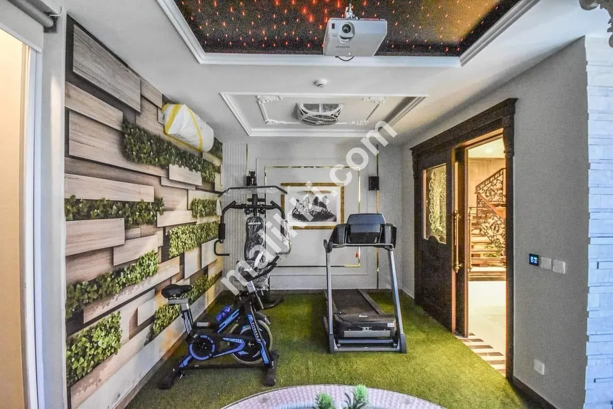 1 کنال بالکل نیا مکان برائے فروخت