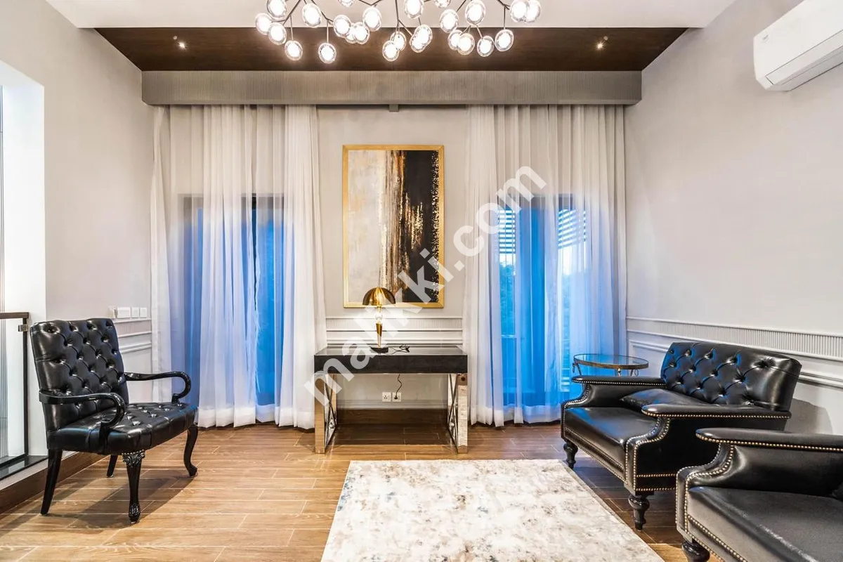 1 kanal Slightly Used House For sale With Basement 