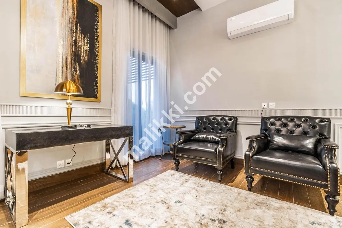 1 kanal Slightly Used House For sale With Basement 