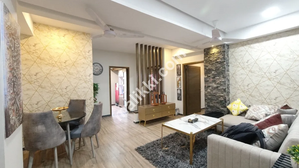  پائن ہائٹس اسلام آباد میں لگژری رہائش گاہ 3 کمروں کا فرنشڈ اپارٹمنٹ برائے فروخت