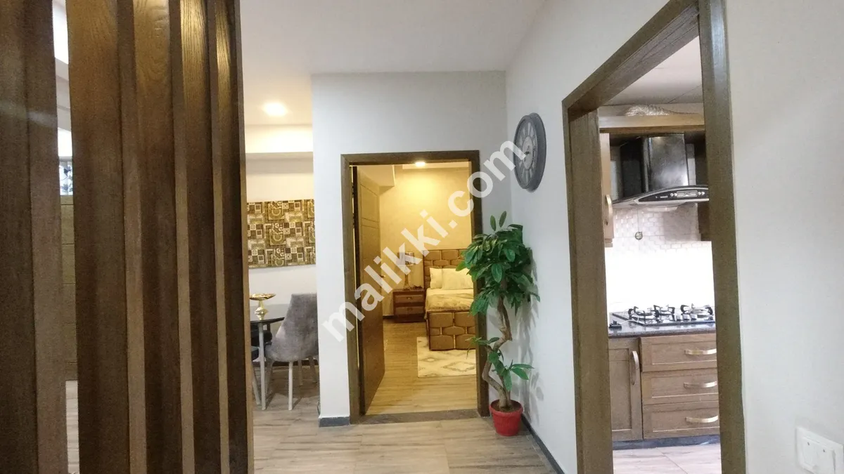  پائن ہائٹس اسلام آباد میں لگژری رہائش گاہ 3 کمروں کا فرنشڈ اپارٹمنٹ برائے فروخت