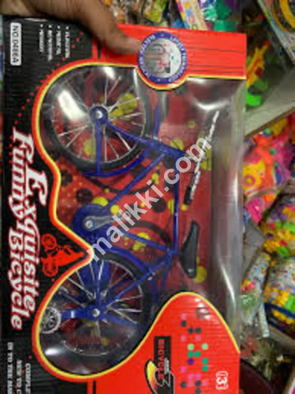 Child's electric and musical bicycle toy