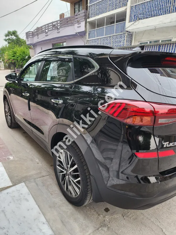 Hyundai Tucson 22 Model Available For Sale