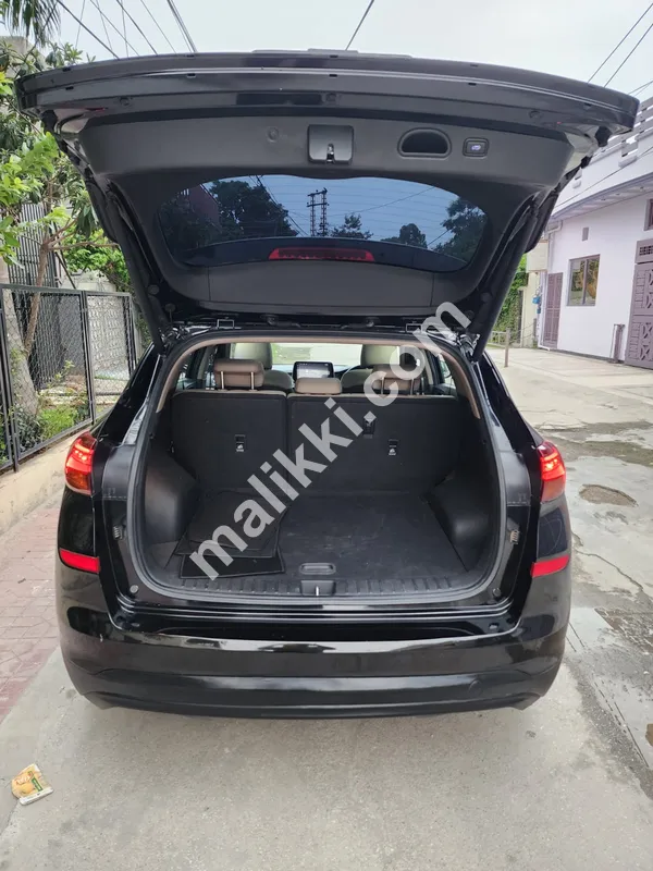 Hyundai Tucson 22 Model Available For Sale